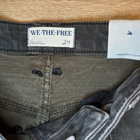 Free People We The Free Vector Moto Mid Rise Flare Jeans - size 24 - Picture 4 of 6